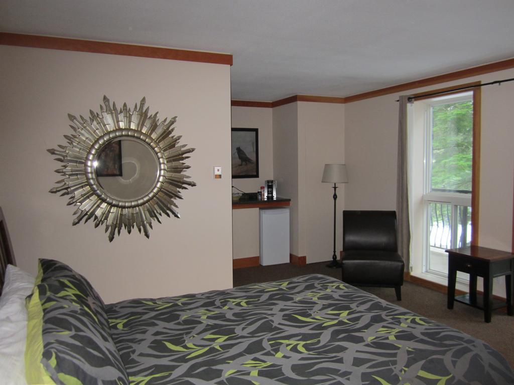 The Lodge At Skeena Landing Террас Экстерьер фото